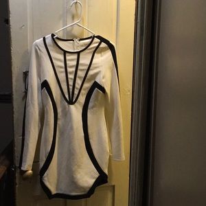 New long sleeve black and white dress . Size small